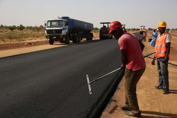 Nigerian Roads Are Constructed To Meet Global Standards - Says Fashola