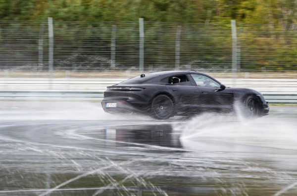 Porsche Taycan Slides For 55 Mins To Break Record For Longest Electric Car Drift - Autojosh