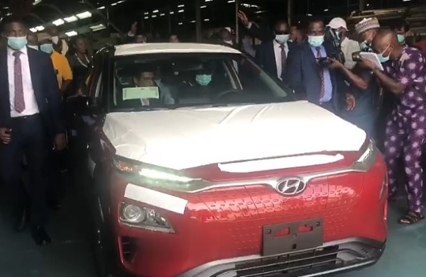 Hyundai Kona : Moment Gov. Sanwo-Olu Test Drives First Electric Car In Nigeria _ AutoJosh