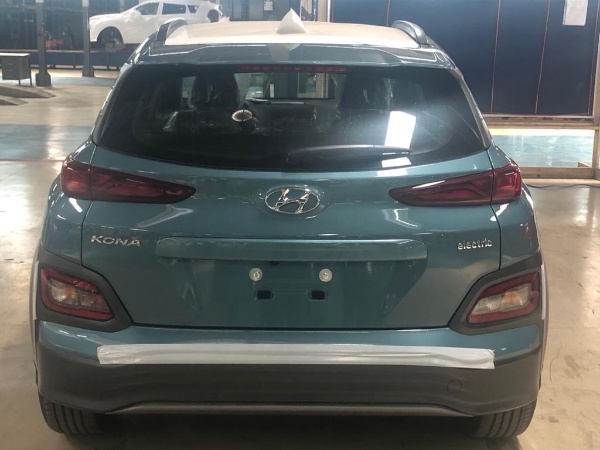Hyundai Kona : Moment Gov. Sanwo-Olu Test Drives First Electric Car In Nigeria _ AutoJosh