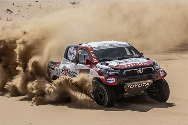 Toyota Gazoo Fits A V8 Engine On The Hilux For The 2021 Dakar Rally