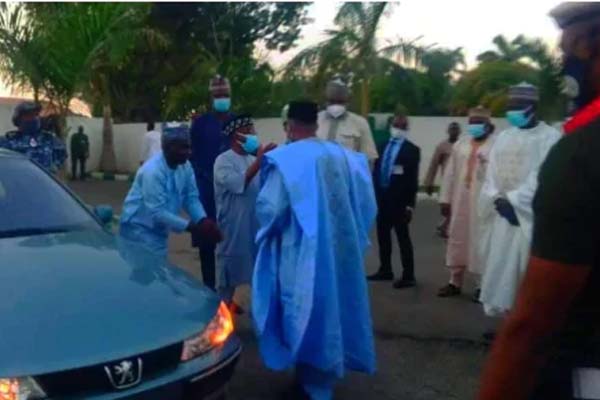 Man Receives Car Gift After Trekking From Sokoto To Bauchi For Governor Mohammed-autojosh