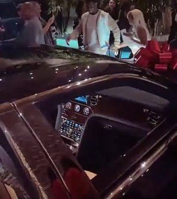 Sean Diddy Combs Surprises Mum With $1m Check And Bentley Mulsanne As She Turns 80 - autojosh