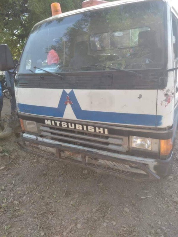 Nigerian Customs Service Impound Truck Loaded With 73 Locally-made Guns Hidden Inside Bag Of Rice - autojosh 