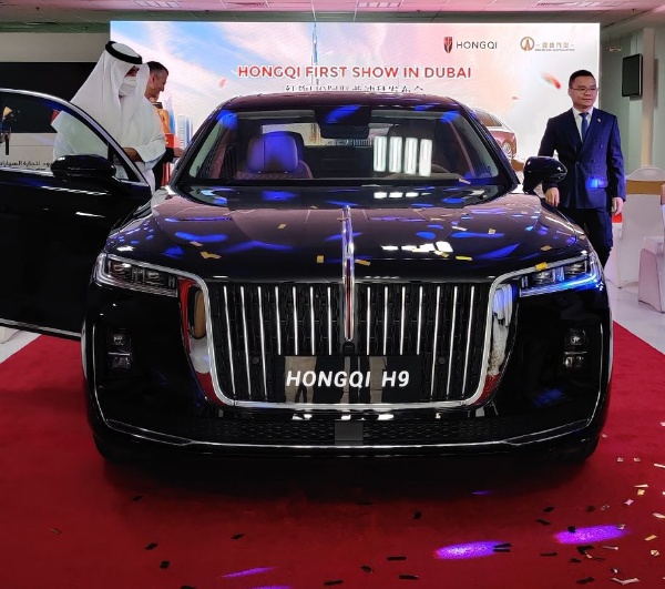 Chinese FAW Launches RollsRoyce Ghost And Mercedes SClass Rival The  Hongqi H9 In Dubai 