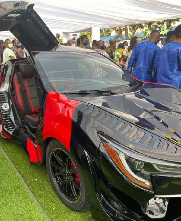 Kantanka Akofena : Ghanaian Automaker Unveils Lamborghini-inspired Sports Car With Gullwing Doors - autojosh 