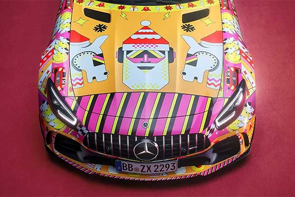 Mercedes-Benz Wraps 2 Cars In Christmas Sweater Colours