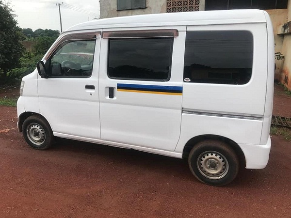 painting of minibus for business