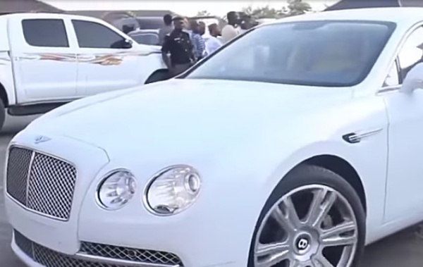 Ooni Of Ife Gets Bentley Gift From Pastor Alex As He Celebrates 5 Years On Throne - autojosh