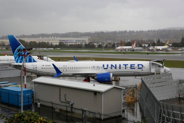 United Airlines Takes Delivery Of 737 Max After The Controversial Boeing Jet Was Cleared To Fly Again - autojosh