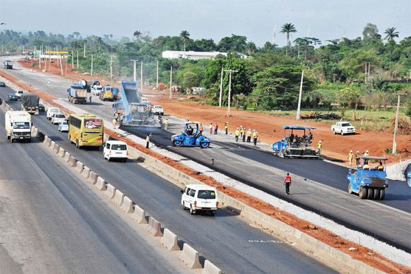 Tanker, Truck Drivers Damaging Construction Works On Lagos-Ibadan Expressway - autojosh