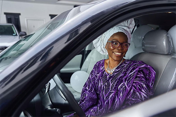 Nigerian Media Personality, Tomike Adeoye Gifts Her “Selfless Mother” Toyota RAV4 - autojosh 