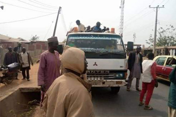 Oyo Amotekun Intercept Truckload Of Herdsmen, Moving Towards Troubled Ibarapa, Recovers 25 Guns - autojosh 