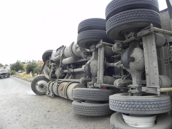 13 Passengers, 70 Animals Killed In A Rollover Truck Accident In Katsina - autojosh 