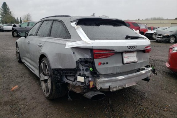 This Crashed 2021 Audi RS6 Avant Is Up For Sale For $113,670, Brand New Starts At $110,000 - autojosh 