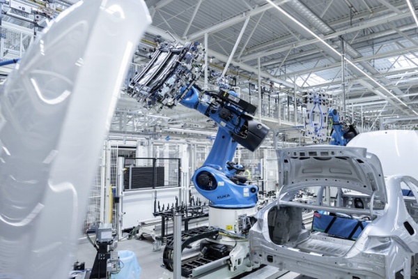 Man And Machine : A Peek Into How Mercedes-Benz Build All-new 2021 S-Class At Its 5G-enabled Factory 56 - 