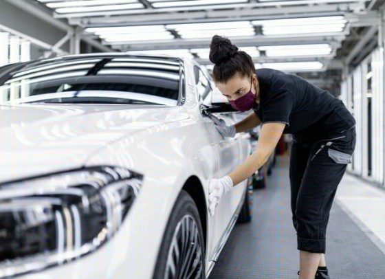 Man And Machine : A Peek Into How Mercedes-Benz Build All-new 2021 S-Class At Its 5G-enabled Factory 56 -