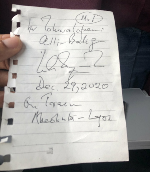 Professor Wole Soyinka Enjoys Lagos-Ibadan Train Ride, Signs Autograph For A Kid - autojosh 