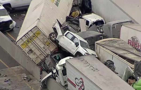 133-car Pileup On Texas Highway Caused By Slippery Road Kills 5, Injures 65 - autojosh 