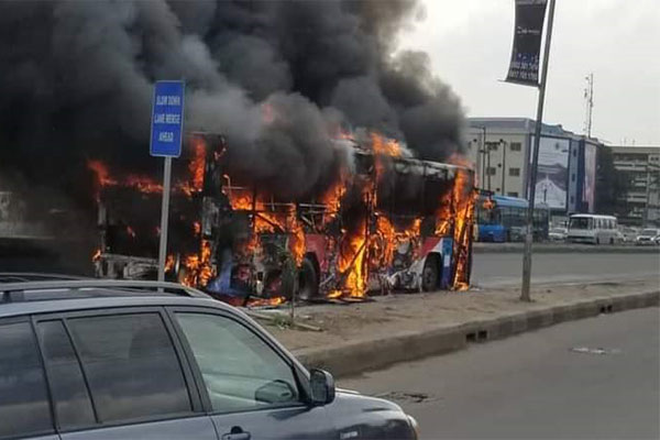 BRT Bus With 45 Passengers Catches Fire Idiroko In Lagos - autojosh 