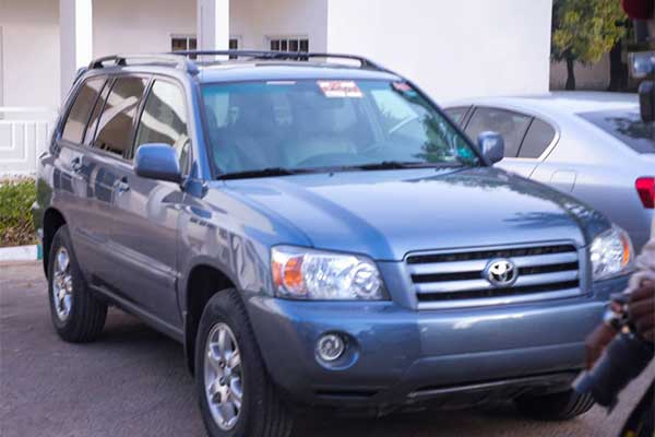 Borno State Governor Gifts 65 Year Old Medical Doctor A Toyota Highlander