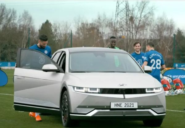 New Hyundai IONIQ 5 EV Puts Chelsea Stars Giroud, Azpilicueta, Mendy And Chilwell, Through Their Paces - autojosh