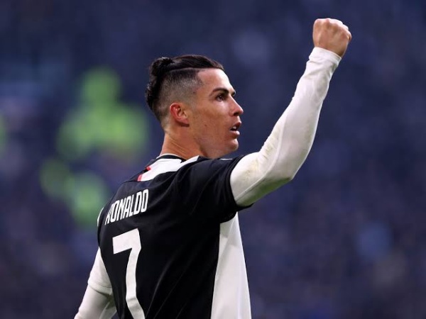 Cristiano Ronaldo And His $22M Car Collection Are Staying In Italy, As Juventus Star Returns To Training - autojosh 
