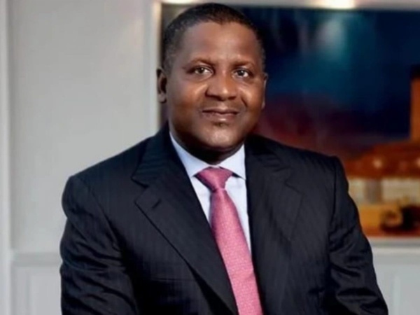 Dangote Pays N500,000 To Each Family Of 8 Students Killed In Truck Crash In January - autojosh 