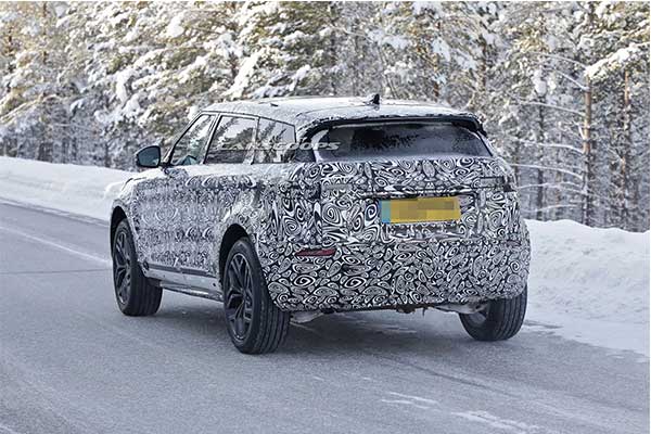 Range Rover Evoque Goes Big As Long-Wheelbase Version Spied In Europe 