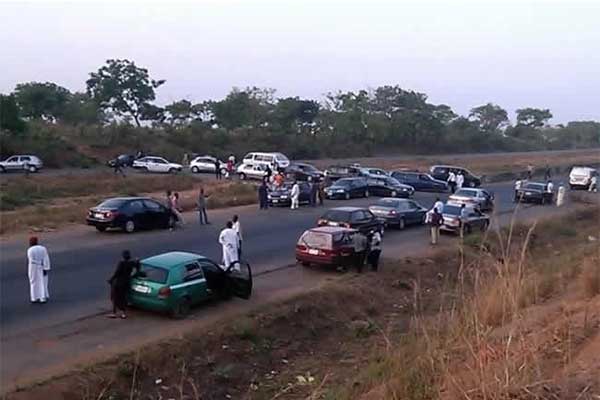 Multiple Car Accident Along Kaduna-Abuja Expressway As 2 reported Dead With 8 Injured