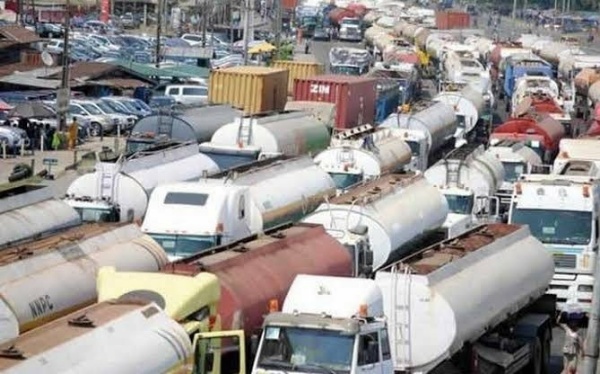 NPA Builds Seven Trailer Parks, Says Trucks Parked Around Lagos Ports Will Be Impounded From February 27 - autojosh
