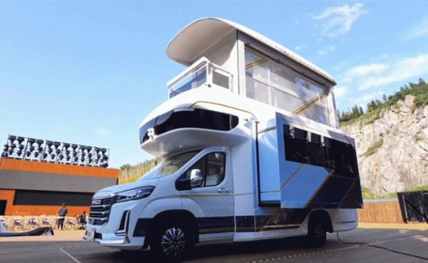 This Double-Decker Luxury Camper From China Has Elevator, Living Room, Kitchen, Bar & Bathroom - autojosh 