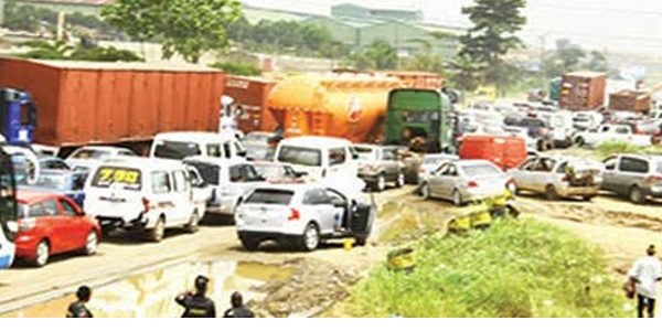 Lagos-Ibadan-Expressway-Gridlock