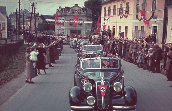 Meet Bulletproof Mercedes Grosser 770K Limo That Ferried Adolf Hitler - autojosh