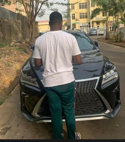 EFCC Raids Yahoo Boys Hideouts In Abuja, Arrest 13, Recovers Cars, Including Lexus RX And Toyota Avalon - autojosh