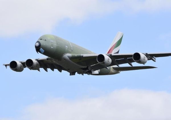 Final Airbus A380 Superjumbo Jet Completes First Flight - autojosh