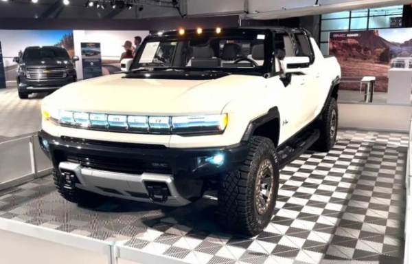 A Woman Buys First 2022 GMC Hummer EV For An Eye-popping $2.5 Million, 20 Times Its Price - autojosh 