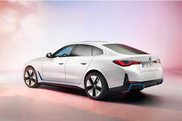 BMW Launches i4 All Electric 4-Door Coupe With More Than 500hp