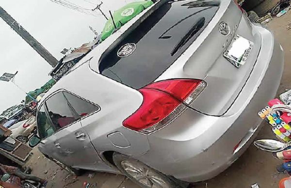 Robbers Raids Lagos Home, Flee With Loot In Victim's Toyota Venza, Police Allegedly Demanded N300k To Track Car - autojosh