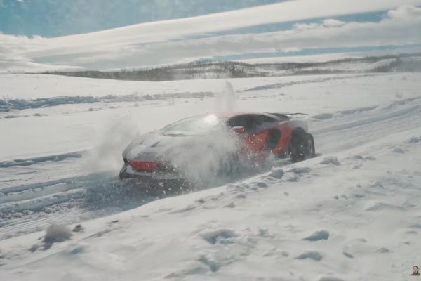 Snowmobile : Watch World’s First Lamborghini On Tracks Conquer The Snow - autojosh 