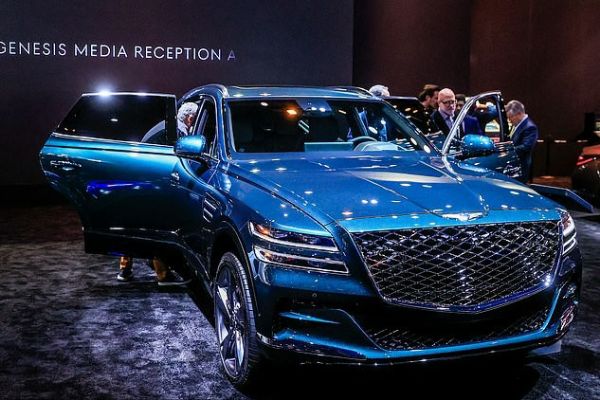People Are Rushing To Buy Genesis GV80 After The SUV's Safety Features Saved Tiger Woods - autojosh