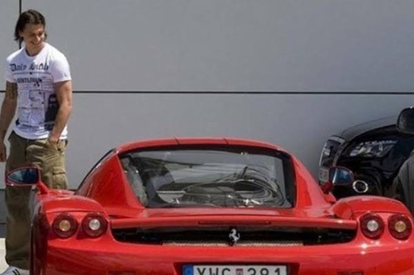 Zlatan Ibrahimovic Met 50 Yr Old Girlfriend During Angry Row After His Ferrari Blocked Off Her Mercedes - autojosh 