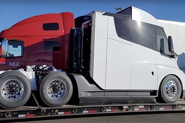 Tesla Is Hiring Semi Truck Technicians To Support Factory Route - autojosh 