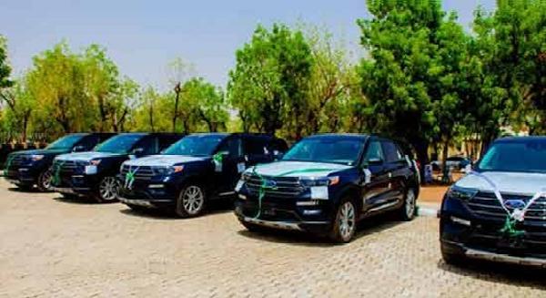 Gov Tambuwal Gifts Ford SUVs To 20 Judges, Inaugurates Reconstructed Sokoto High Court - autojosh