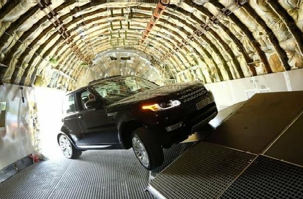 This Is How To Drive A Range Rover Sport Through The Belly Of Boeing 747 Plane - autojosh 