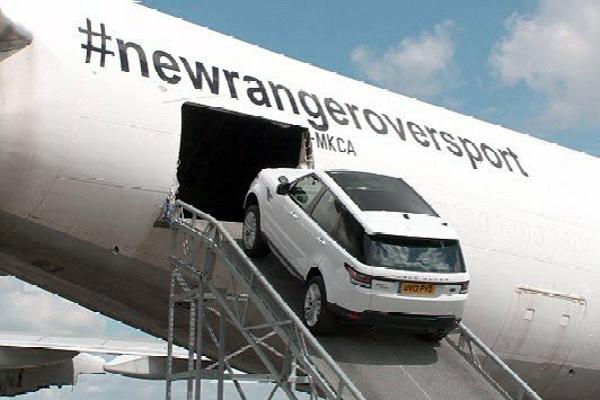 This Is How To Drive A Range Rover Sport Through The Belly Of Boeing 747 Plane - autojosh 