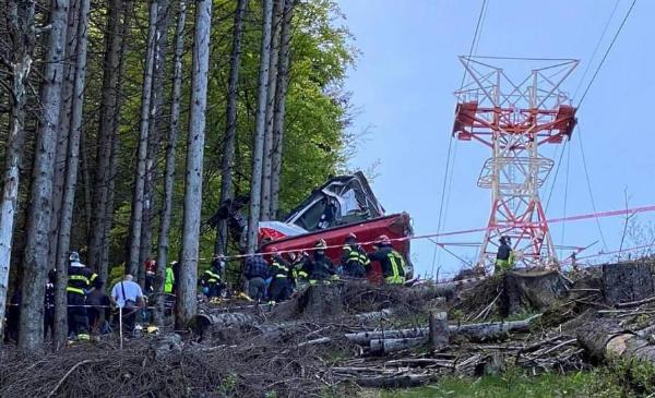 13 People Killed After A Mountaintop Cable Car Plunged To The Ground In Italy - autojosh 