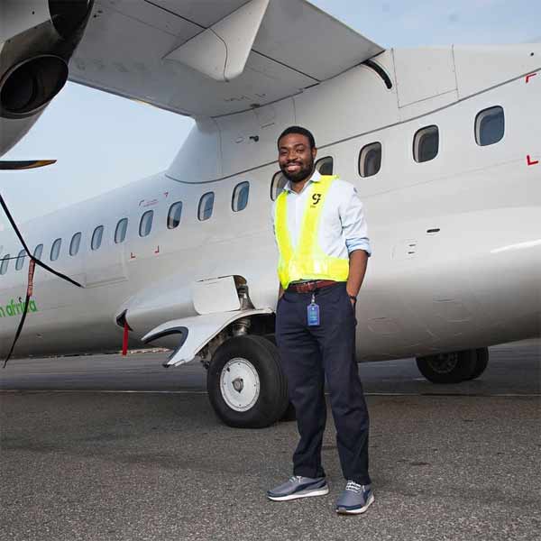 Meet Babawande Afolabi The Young Nigerian Behind New Airline Green Africa Airline Photos Autojosh