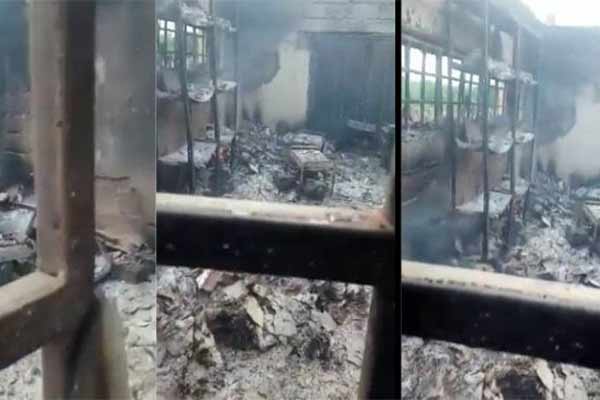 Police Recover Vans As Gunmen Burn INEC Office, Attack Station In Anambra (PHOTO)