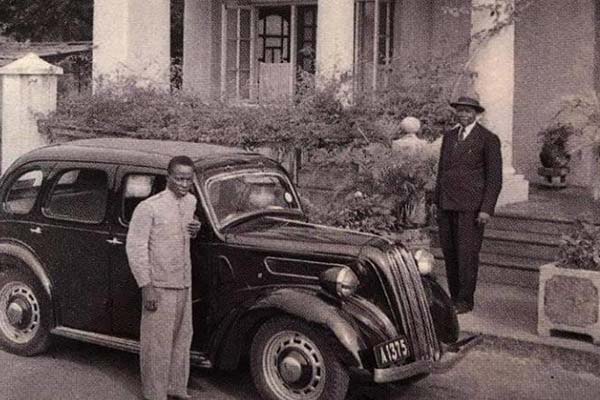 Throwback: Sir Kitoye Ajasa, The First Nigerian To Be Knighted, Posing With His Car In Lagos - autojosh